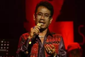 Musisi senior Eddy Silitonga tutup usia