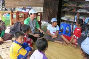 Potret minat baca anak di kaki Gunung Merapi ini bikin salut