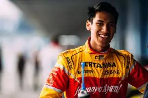 Sean Gelael, pembalap GP2 Indonesia yang bikin cewek histeris