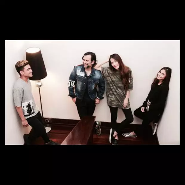 22 Tahun menikah, Jeremy-Ina Thomas tetap mesra bak pengantin baru