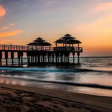 15 Destinasi wisata kece di Banten yang cocok untuk bulan madu