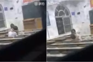 Bukannya belajar, sejoli ini malah berbuat mesum di dalam kelas