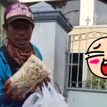 Penjual ini pakai nama artis untuk merek kerupuk, ada Luna Maya juga