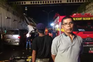 Ini kesaksian korban selamat tragedi JPO ambruk di Pasar Minggu