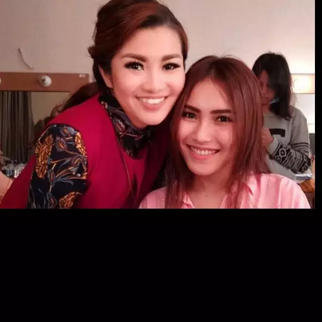 10 Foto terbaru Fitri Carlina, biduan dangdut 'ABG Tua' yang dulu hits