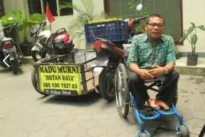 Kisah inspiratif Waluyo, difabel hebat yang kini sukses berjualan madu