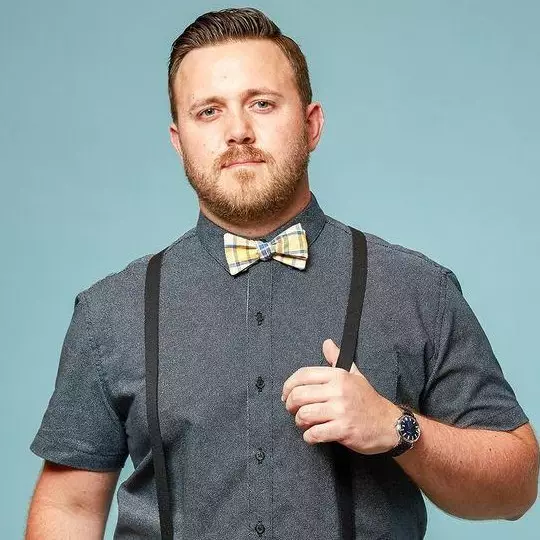 10 Kunci berpenampilan menawan buat kamu yang berbadan tambun