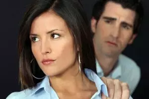 Berteman dengan mantan ternyata tak baik untuk kejiwaan, duh masa iya?