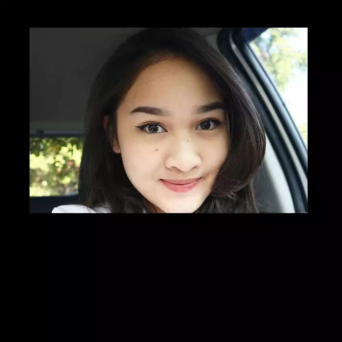 Kiara Leswara, YouTuber cantik yang hadiri Paris Fashion Week