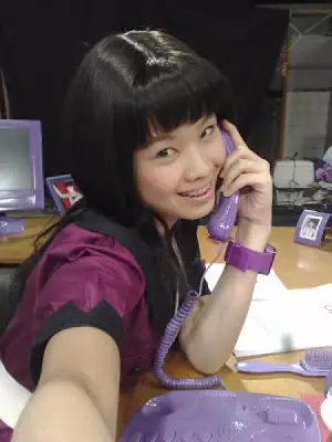 5 Artis cantik ini justru terkenal karena karakter konyolnya