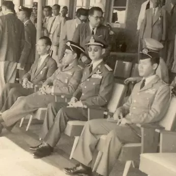 9 Potret kenangan kunjungan Raja Bhumibol Adulyadej ke Indonesia