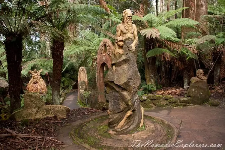15 Foto patung di hutan Australia ini bikin merinding sekaligus takjub