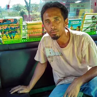 Angkot di Bandung ini keren, sediakan bacaan gratis bagi penumpang