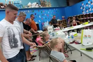 Tempat ini khusus buat kaum ayah yang ingin belajar ngepang 