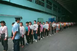 8 Fakta miris di balik harga murah mainan buatan China