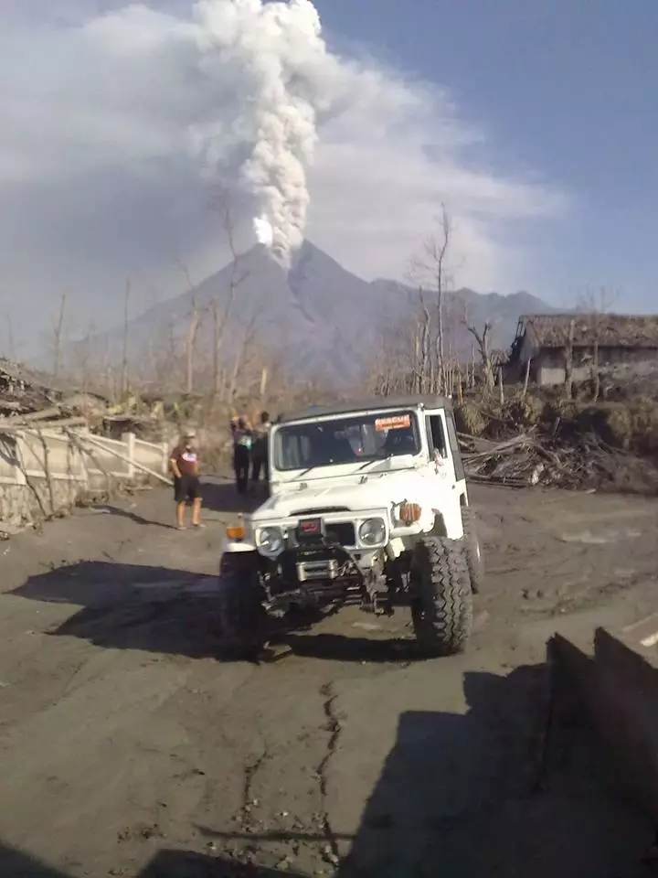 14 Foto kenangan letusan Gunung Merapi 6 tahun silam ini bikin trenyuh