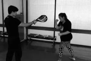 Pamer video olahraga bareng Iko Uwais, Audy justru dibully netizen