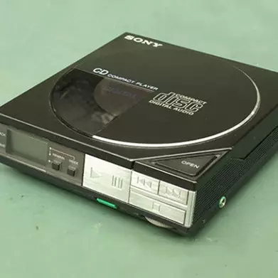 17 Gadget paling tenar dari tahun ke tahun, kamu punya yang mana?