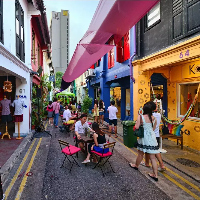 Pengen traveling hits ke Singapura seperti artis idola? Ini tempatnya!