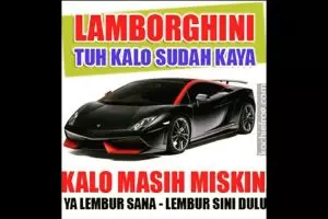 10 Meme lembur kerja ini nyindir tapi bikin kamu manggut-manggut, kan?