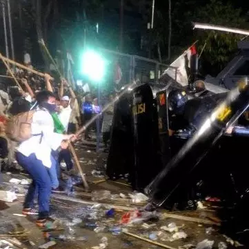 Demo sempat memanas, tagar #JakartaHarusDamai menjadi trending topic