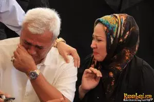 20 Tahun lebih menikah, 4 pasangan selebriti ini malah bercerai