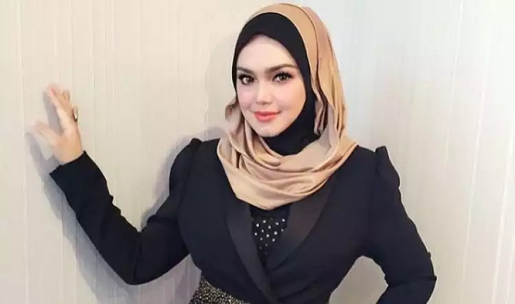 7 Lagu hits Siti Nurhaliza yang pernah meramaikan musik Indonesia