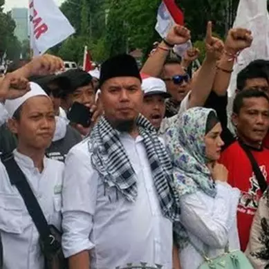 Kisah hidup 5 penyanyi ini malah beda jauh dari lagu yang dibawakannya