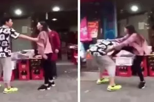 Wanita ini siksa pacarnya hanya gara-gara tak mau belikan buah