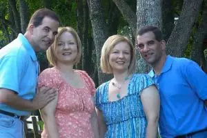 Dua cowok kembar ini nikahin dua cewek kembar, anaknya juga kembar