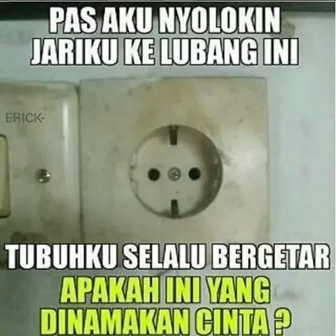 12 Meme 'colokan' yang bakal bikin kamu ceria sepanjang hari