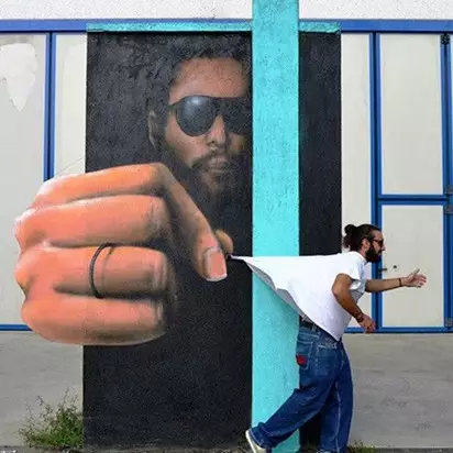 10 Street art ini nggak cuma keren tapi juga mampu menipu matamu