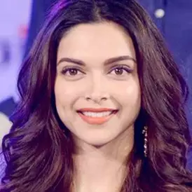 18 Foto aktris Bollywood dengan vs tanpa makeup, lebih cantik mana?