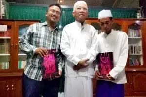 Ini yang terjadi saat Gus Mus didatangi para penghinanya, menakjubkan