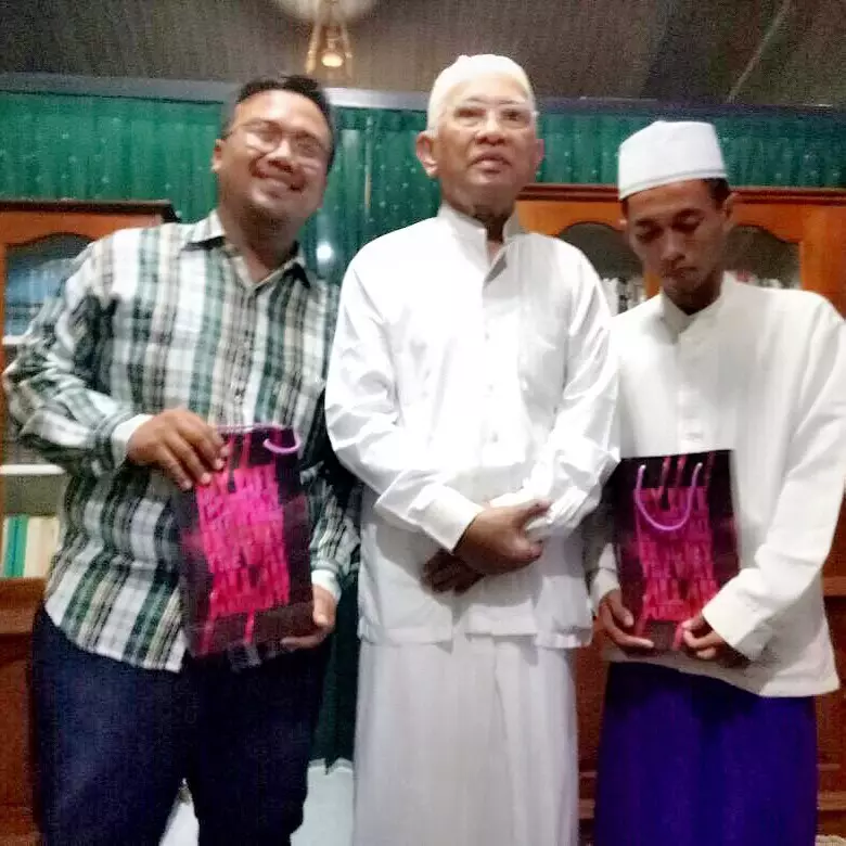 Ini yang terjadi saat Gus Mus didatangi para penghinanya, menakjubkan