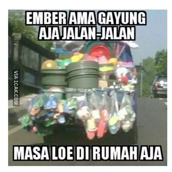 11 Meme kurang piknik bikin kamu cekikan sambil meratapi nasib