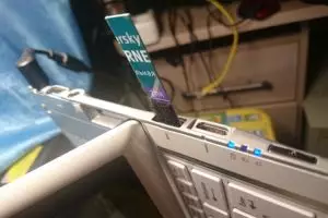 9 Tips biar gadgetmu kinclong kayak baru lagi, wajib coba nih