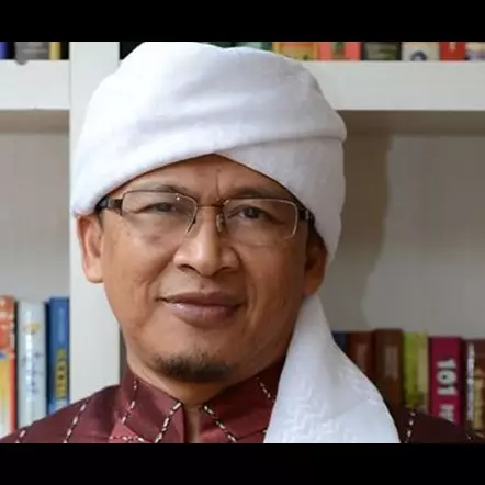 Ramaikan pawai 'Nusantara Bersatu' Aa Gym datang tunggangi kuda