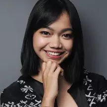 Kenalin Fathia Izzati, YouTuber cantik yang punya segudang talenta