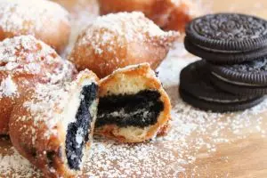 Kamu mau ngemil cantik? Yuk cobain Oreo goreng bikinanmu sendiri