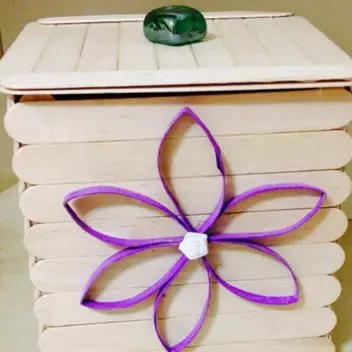 8 Langkah bikin kotak serbaguna dari stik es, ini mudah banget