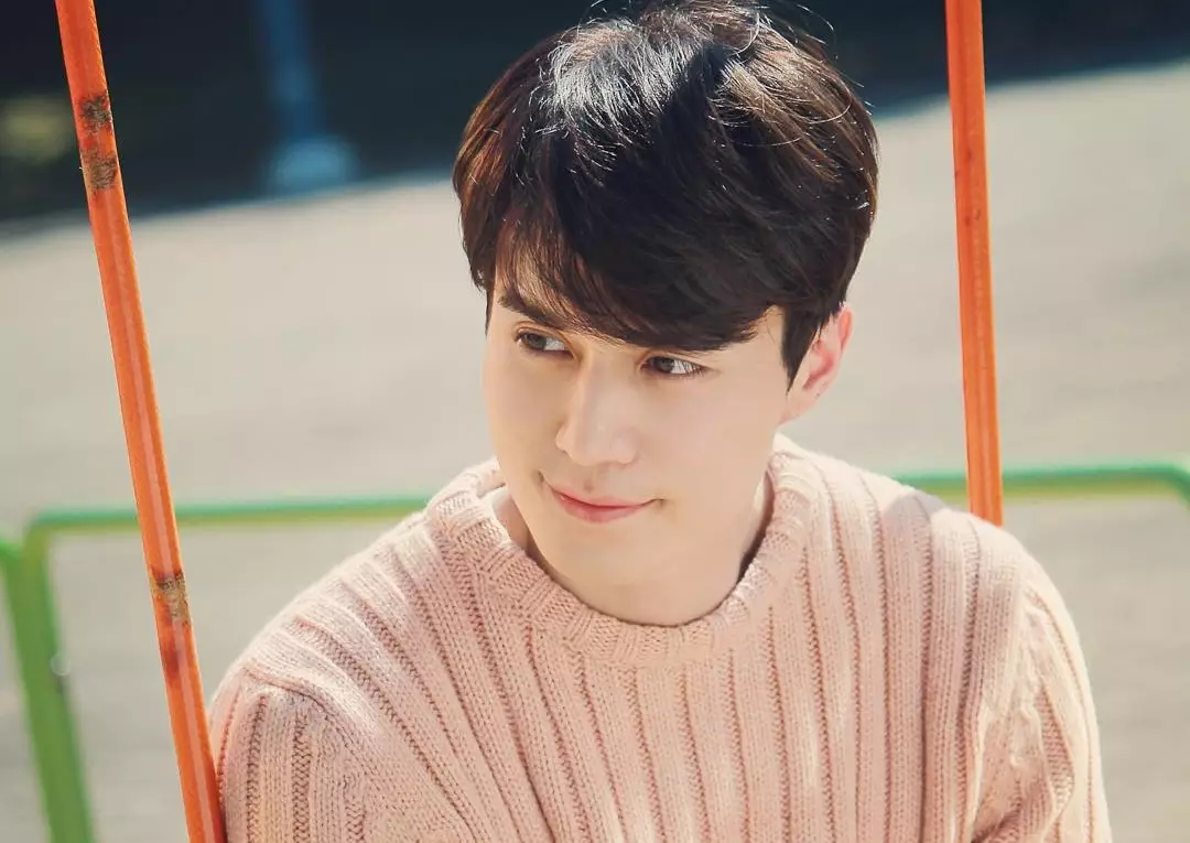 10 Foto tampan Lee Dong-wook, 'si pencabut nyawa' di K-Drama Goblin