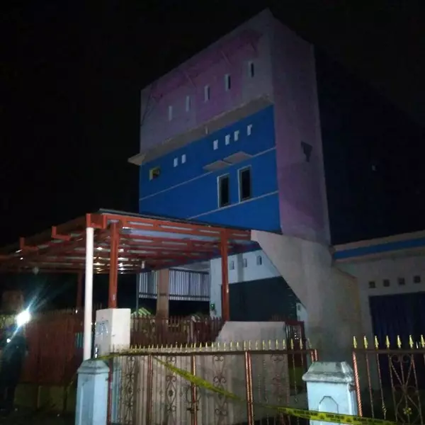 Polisi gerebek rumah kos di Bekasi, ditemukan bom seberat 3 kg, duh!