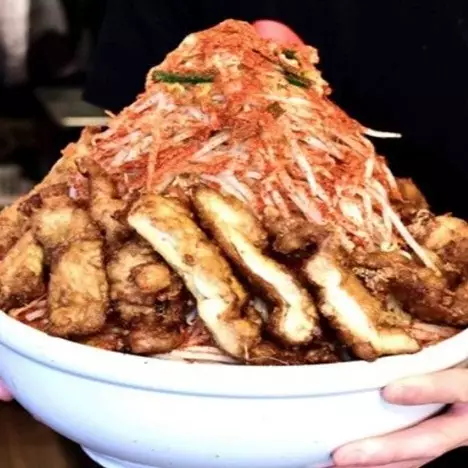 Kamu dapat Rp 6 juta kalau bisa habiskan makanan ini dalam 20 menit