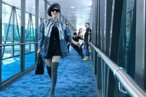 Disebut punya harta Rp 280 miliar, ini harga 15 sepatu mahal Syahrini