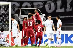 Latihan pakai tiga bek, ini alternatif formasi timnas di final AFF