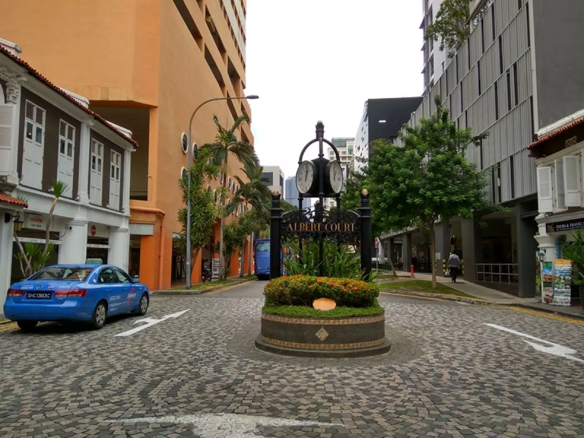 Menginap di tempat ini kamu bakal rasakan sensasi jadi warga Singapura