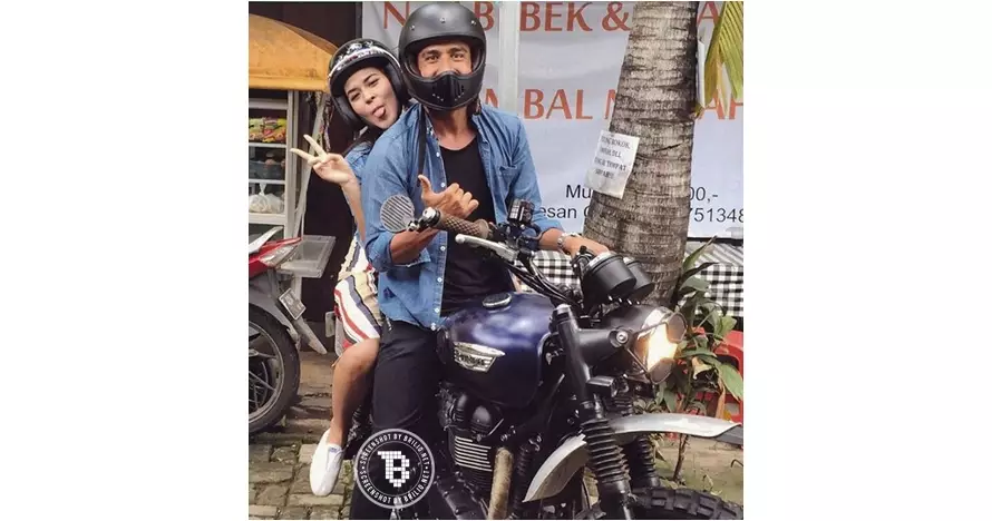 Posting foto 'butuh ojek neng', Hamish Daud-Raisa resmi pacaran?