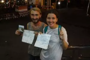 Keliling dunia, 2 traveler asal Rusia ini kampanye selamatkan bumi 