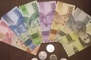 Tak cuma mirip mata uang asing, netizen sebut rupiah baru mirip mainan